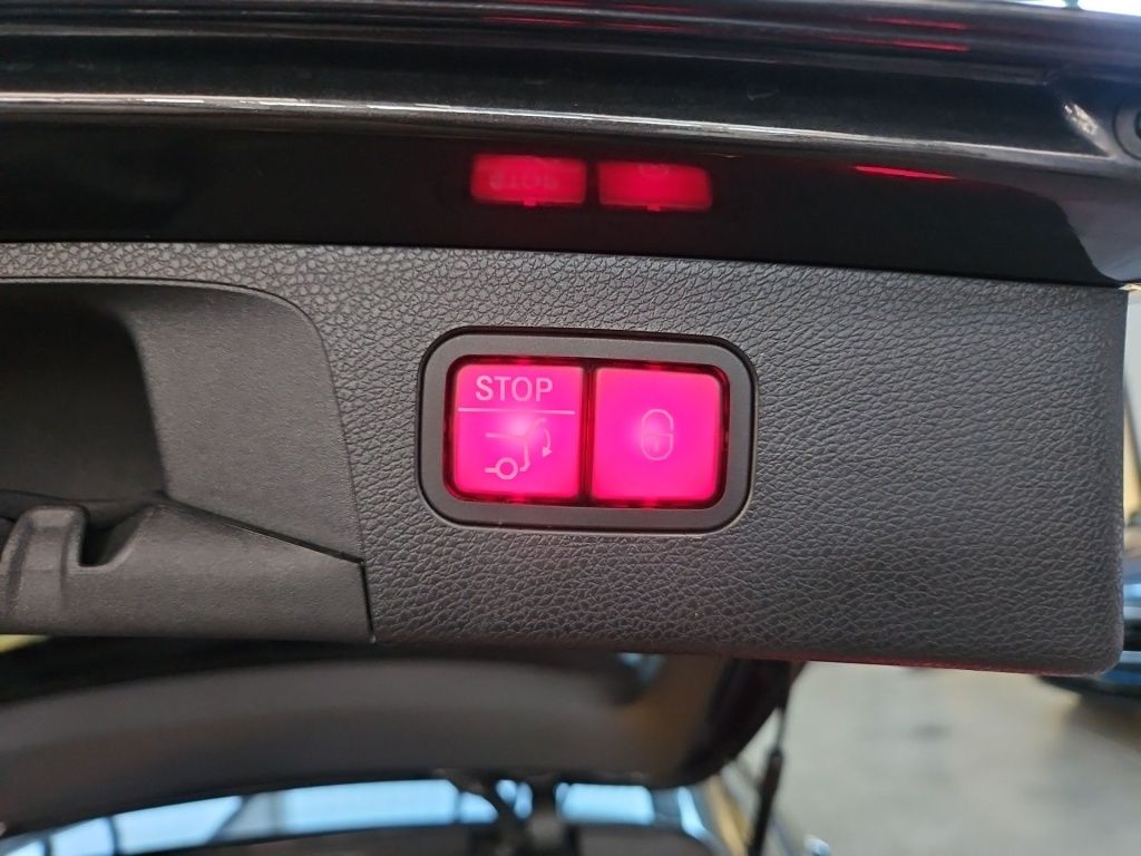 Fahrzeugabbildung Mercedes-Benz E 400 dT 4M AMG AHK HUD Airmatic Sitzklim Massag