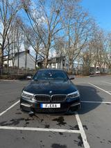 BMW 540d g30 xdrive Mpaket - BMW 540 in Frankfurt (Main)