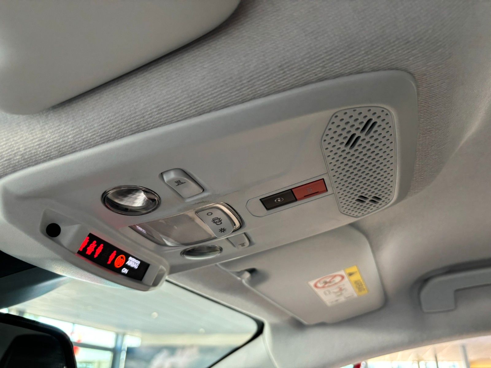 Fahrzeugabbildung Opel Corsa F 1.2 FACELIFT NAVI/LED/KAMERA/VIRTU./DAB+