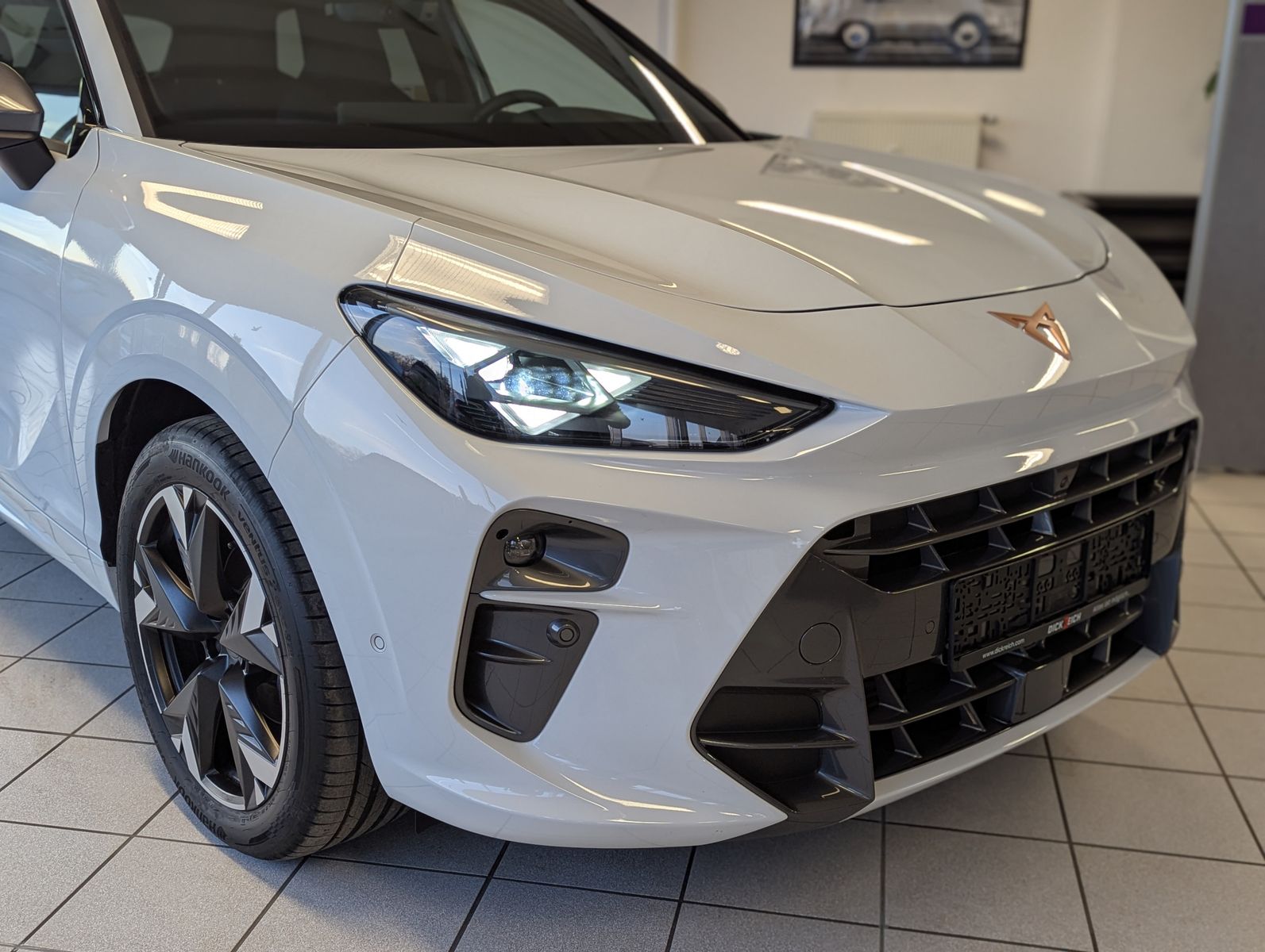 CUPRA Terramarr 1.5 eTSI Dinamica Edge-Paket HUD 19" - Image 9