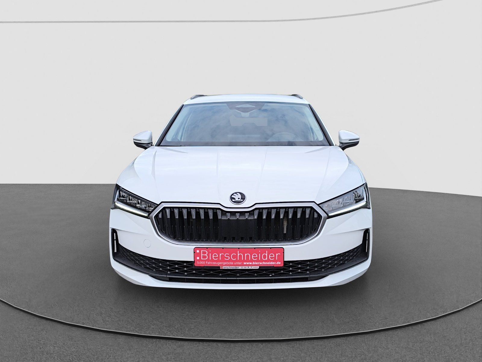Skoda Superb Combi 2.0 TDI DSG Essence AHK NAVI ACC PD imagem 3