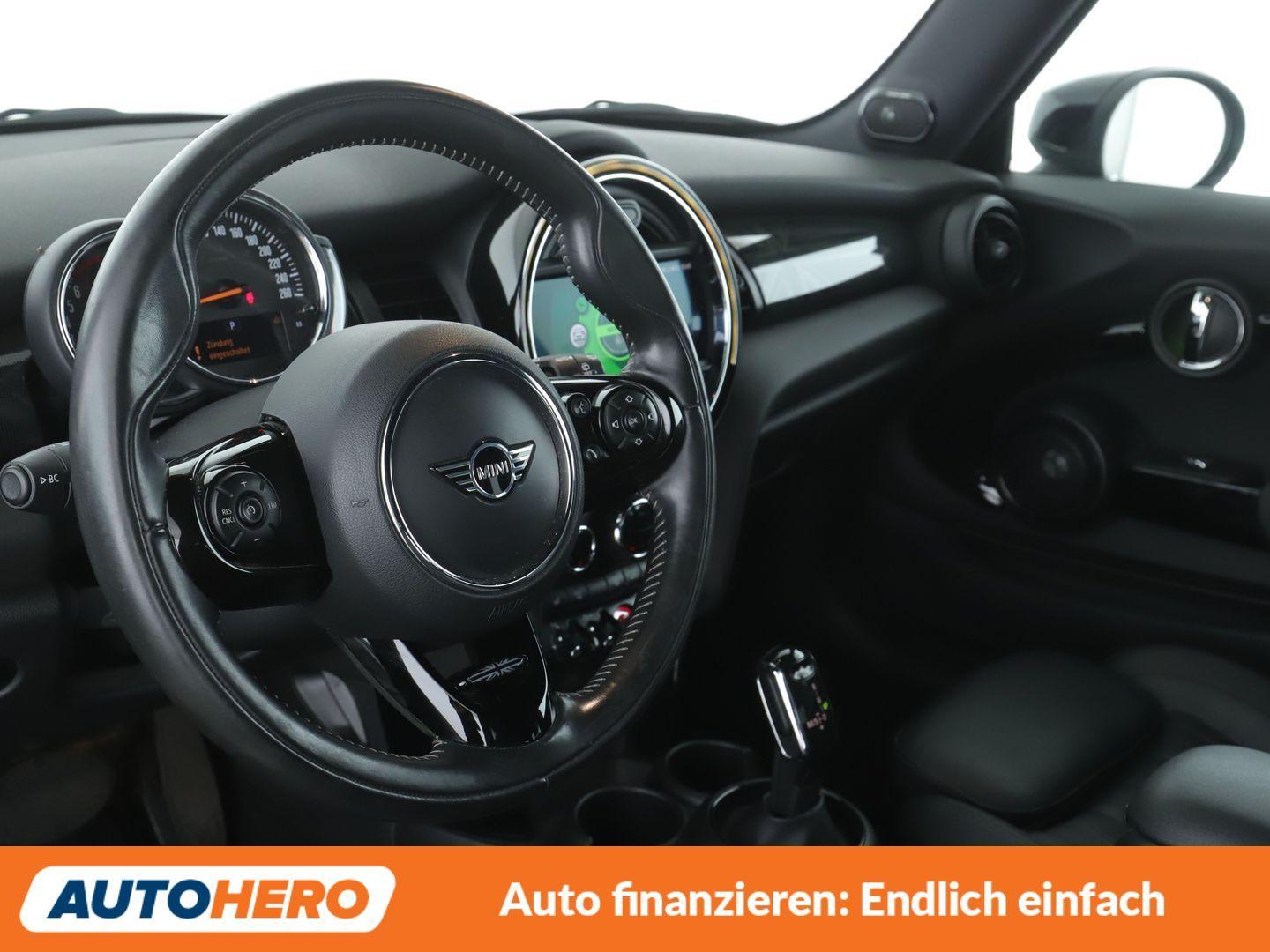 MINI Cooper Aut.*NAVI*LED*TEMPO*PDC*SHZ*