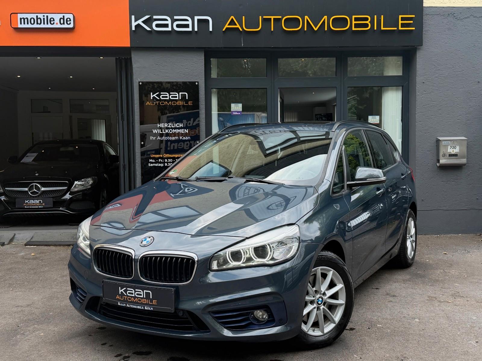 BMW 220i Active Tourer Sport Line/LED/NAVI/PANO/SHZ