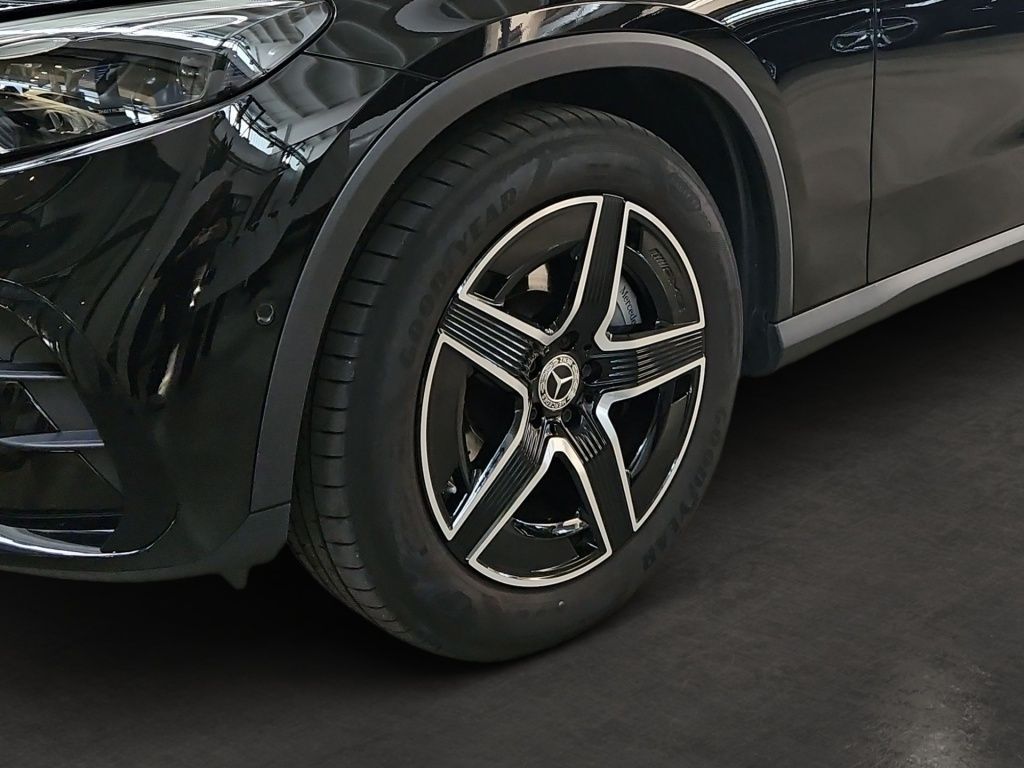 Fahrzeugabbildung Mercedes-Benz GLC 200 4M AMG Night Distronic+ AHK Pano Sitzkl.