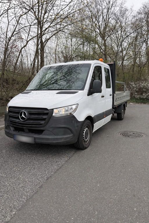 Image of Mercedes-Benz Sprinter