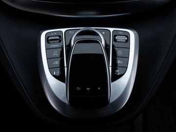Mercedes V 250 - 12