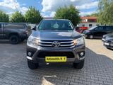 Toyota Hilux Extra Cab Comfort 4x4 - Toyota Hilux in Oberhausen