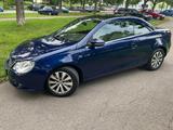Volkswagen EOS 2.0TDI Insp. mit TÜV/AU Neu, SH/8f/Nav/Xen - Volkswagen Eos in Stuttgart