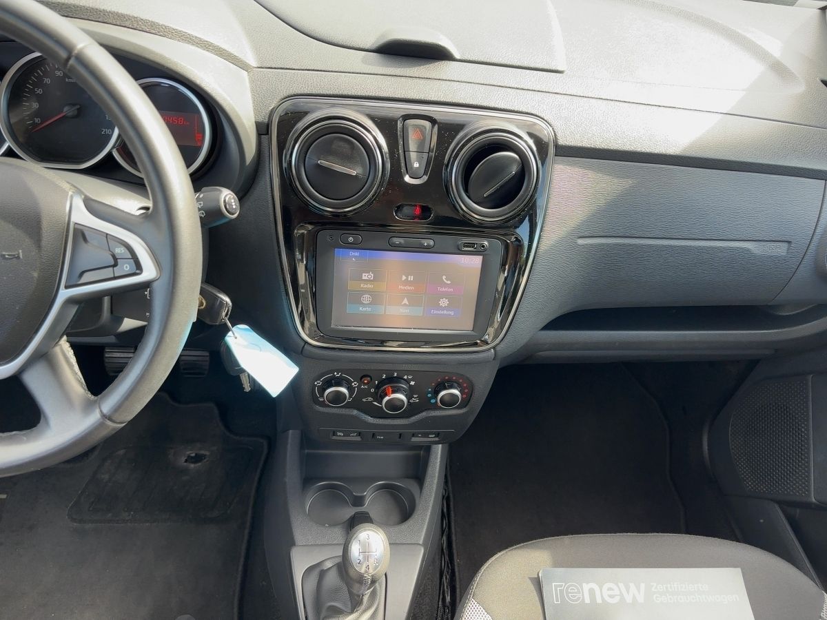 Fahrzeugabbildung Dacia Lodgy Stepway SCe 100 7-Sitzer - mit KI generiert/bearbeitet