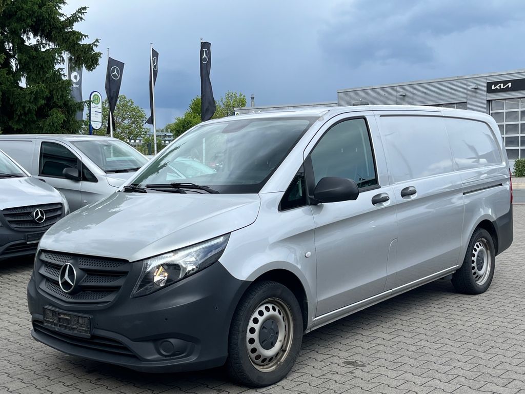 Image of Mercedes-Benz Vito