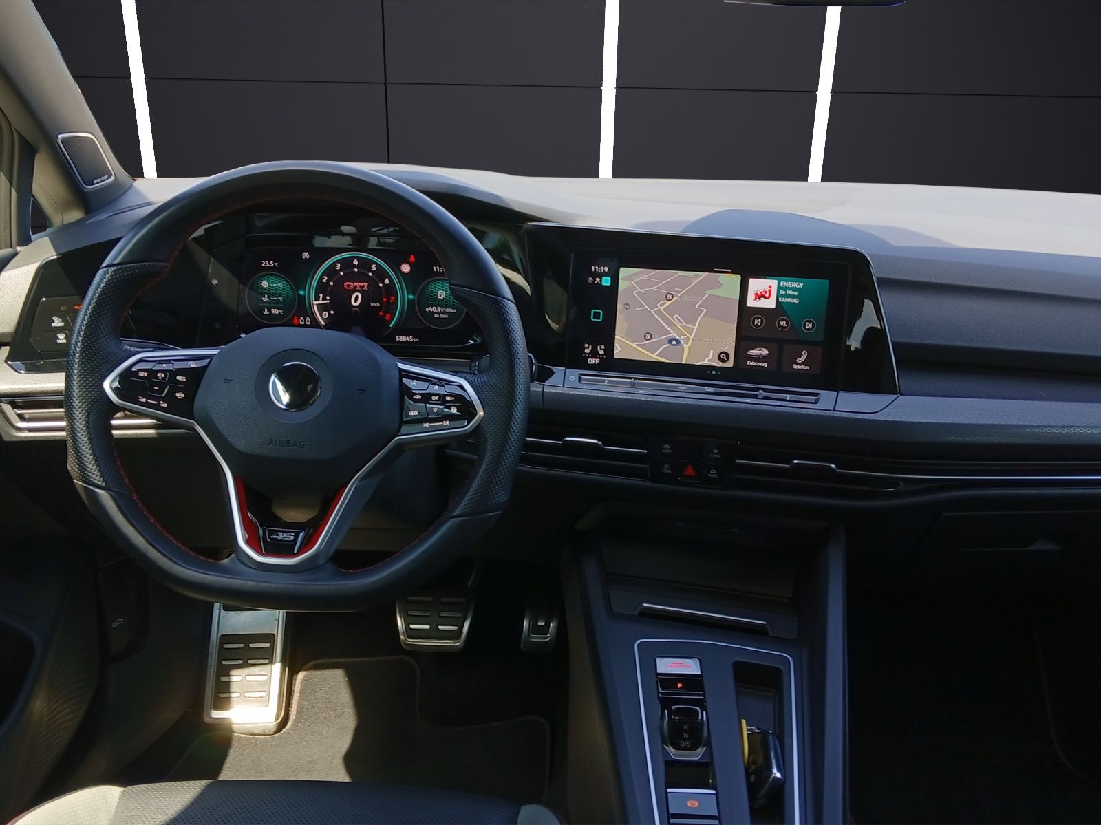 Fahrzeugabbildung Volkswagen Golf VIII GTI Clubsport Matrix Navi Leder Pano A
