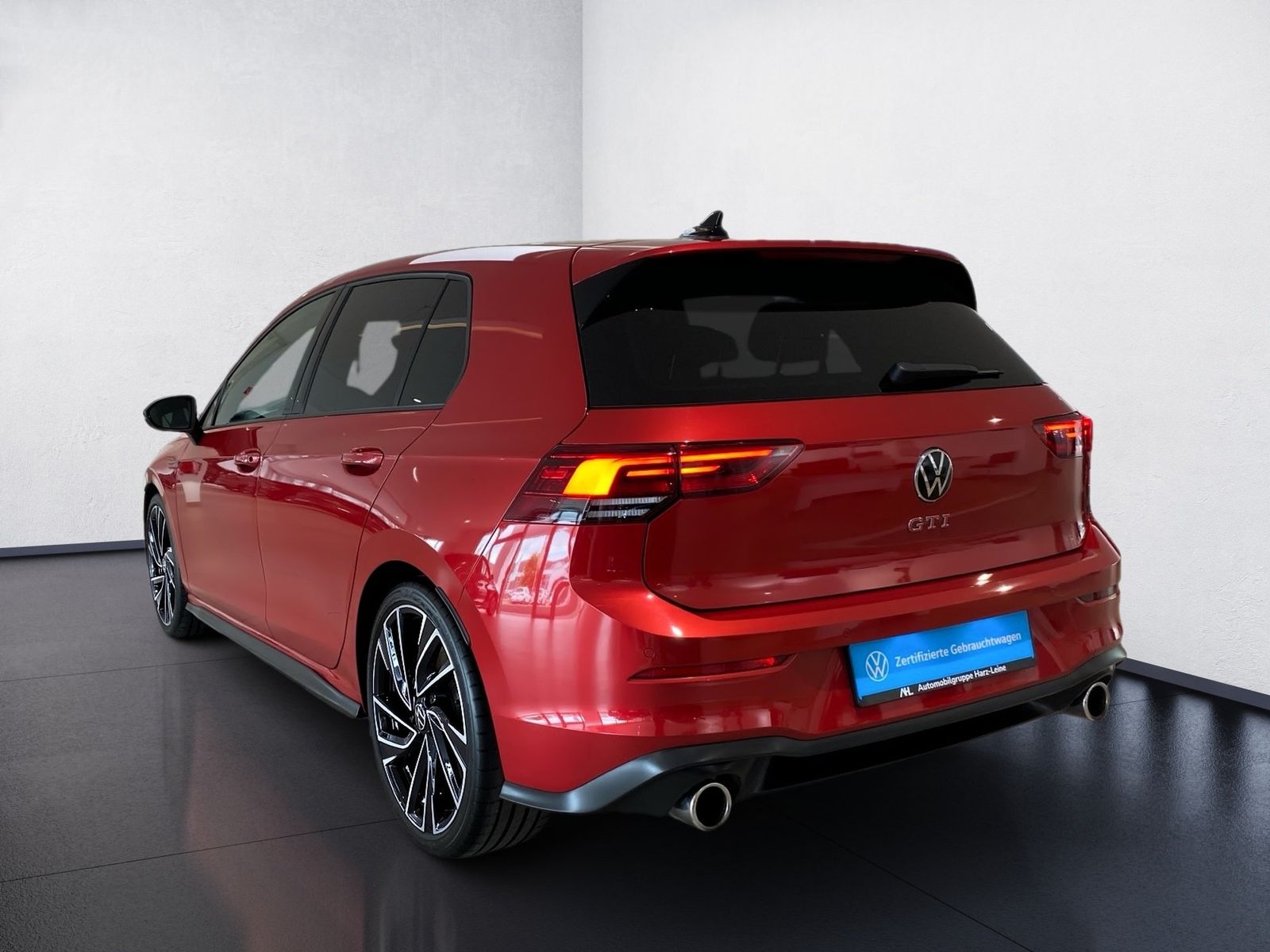 Volkswagen Golf VIII 2.0 TSI GTI BlackStyle DSG Panorama RF foto 4
