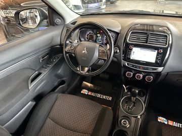MYAUTOCENTER – Gebraucht- und Jahreswagen mit Werkstattservice in Pfaffenhofen Mitsubishi ASX Edition 100+ 4WD *TÜV*Xenon*Kamera*