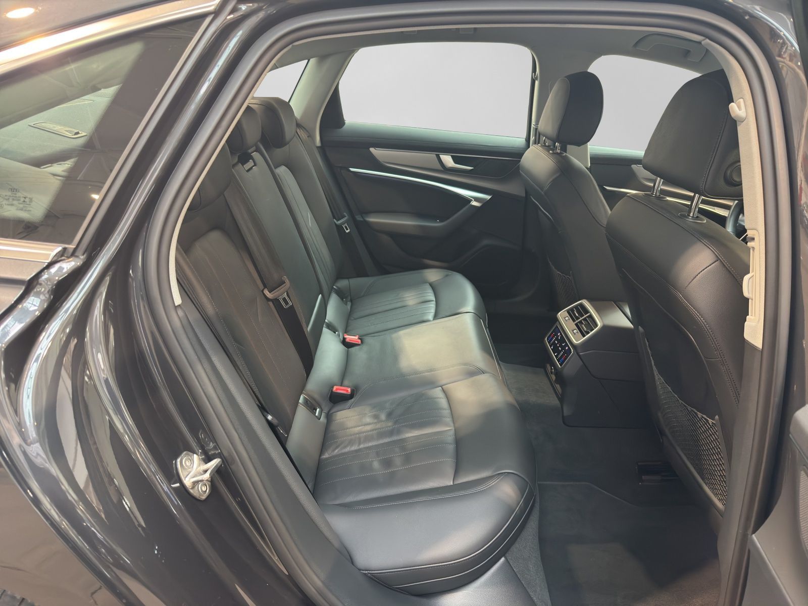Audi A6 - Bild 7
