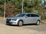 Skoda Superb 2.0 TDI SCR DSG Style Combi Style - Skoda Superb in Bonn