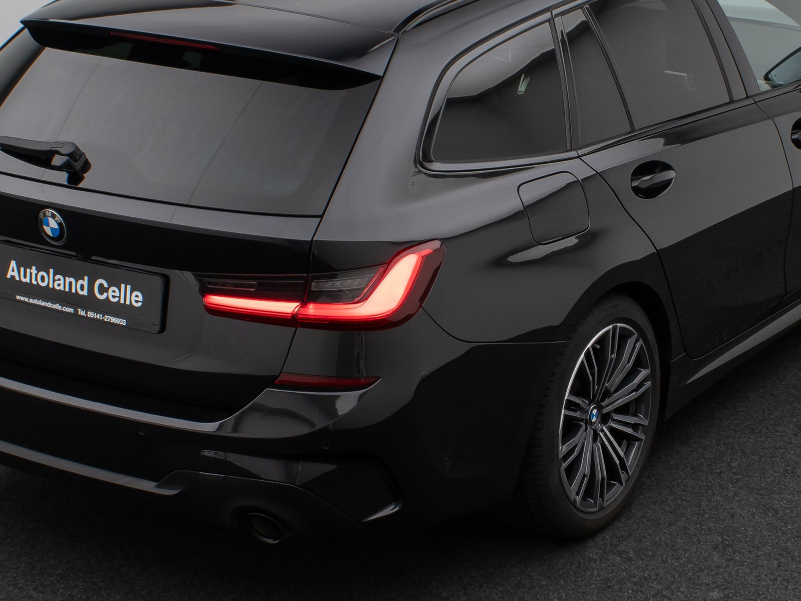 Fahrzeugabbildung BMW 320d M Sport Panorama Laser Kamera HUD DAB HiFi