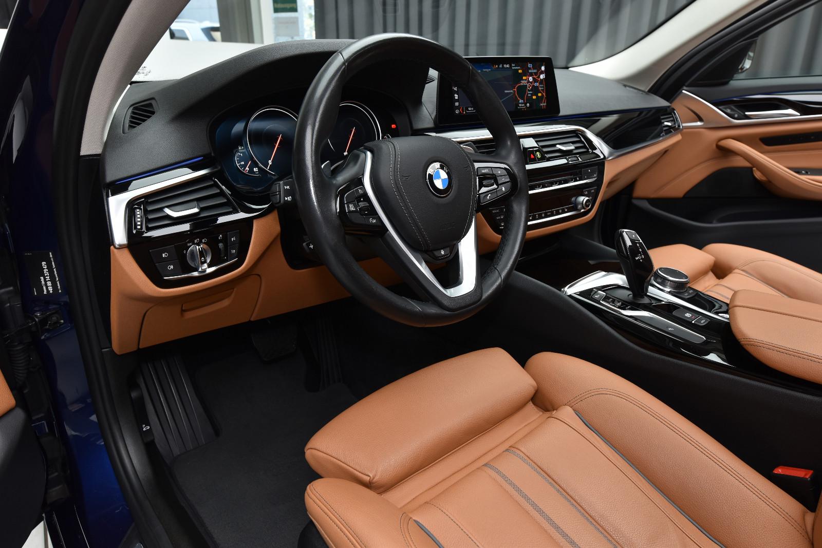BMW 530D 3.0 265ch SPORT LINE - HUD - CUIR - TOIT PANORAMIQUE - CHAUFFAGE AUXILIAIRE