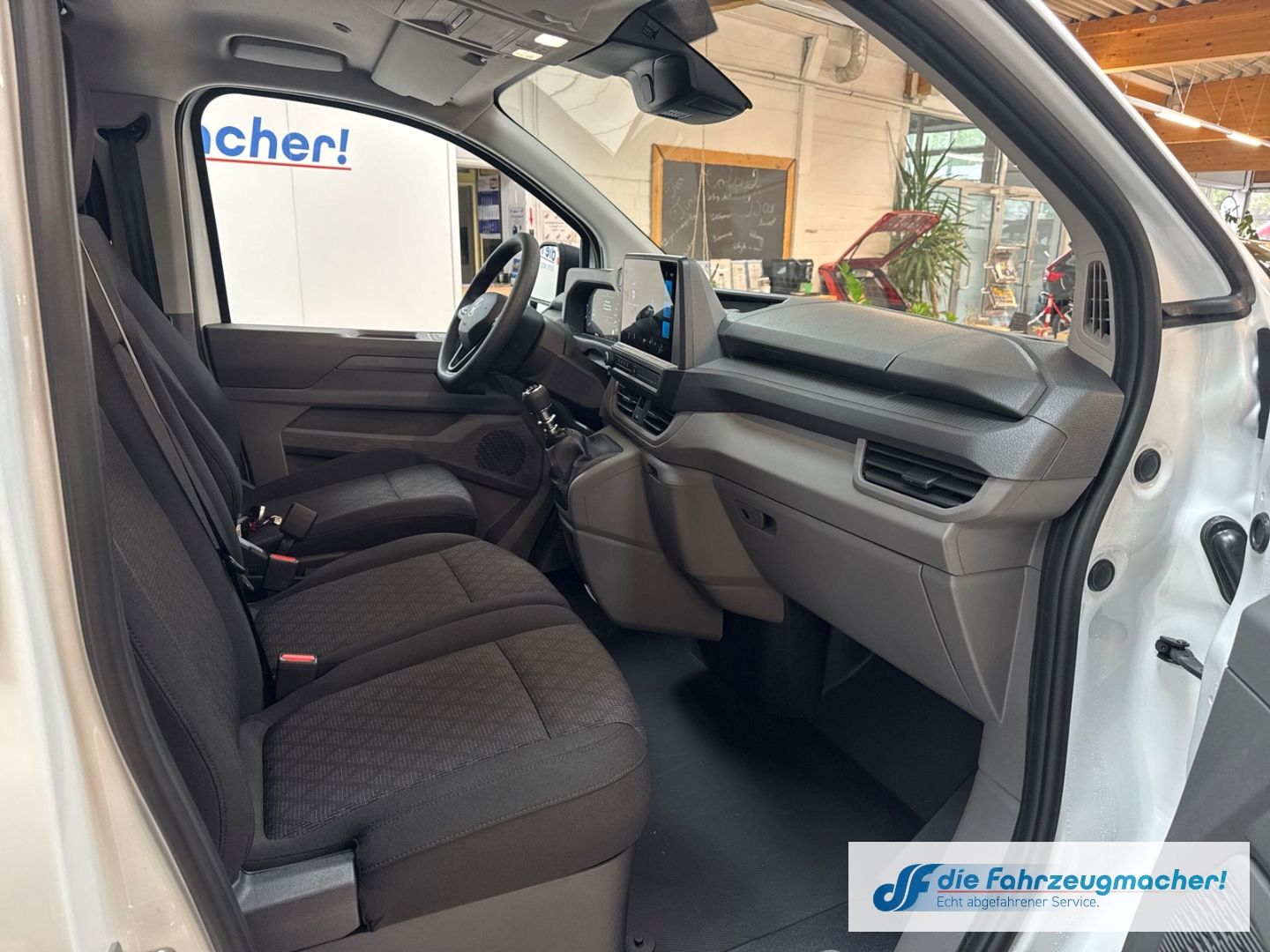 Fahrzeugabbildung Volkswagen Transporter Kasten 2.0 TDI 81 kW KR EU6e eFH ZV