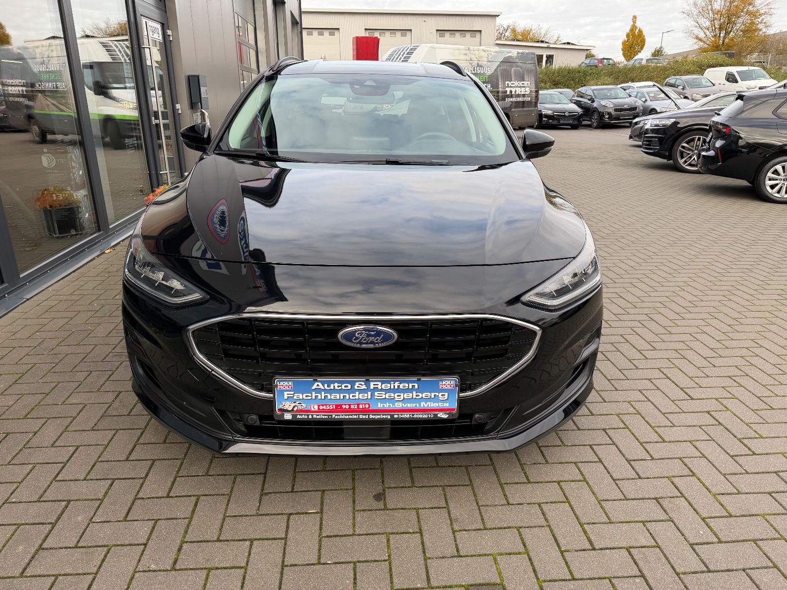 Ford Focus Turnier 1.5TDCI Cool & Connect*LED*NAVI* imagem 2