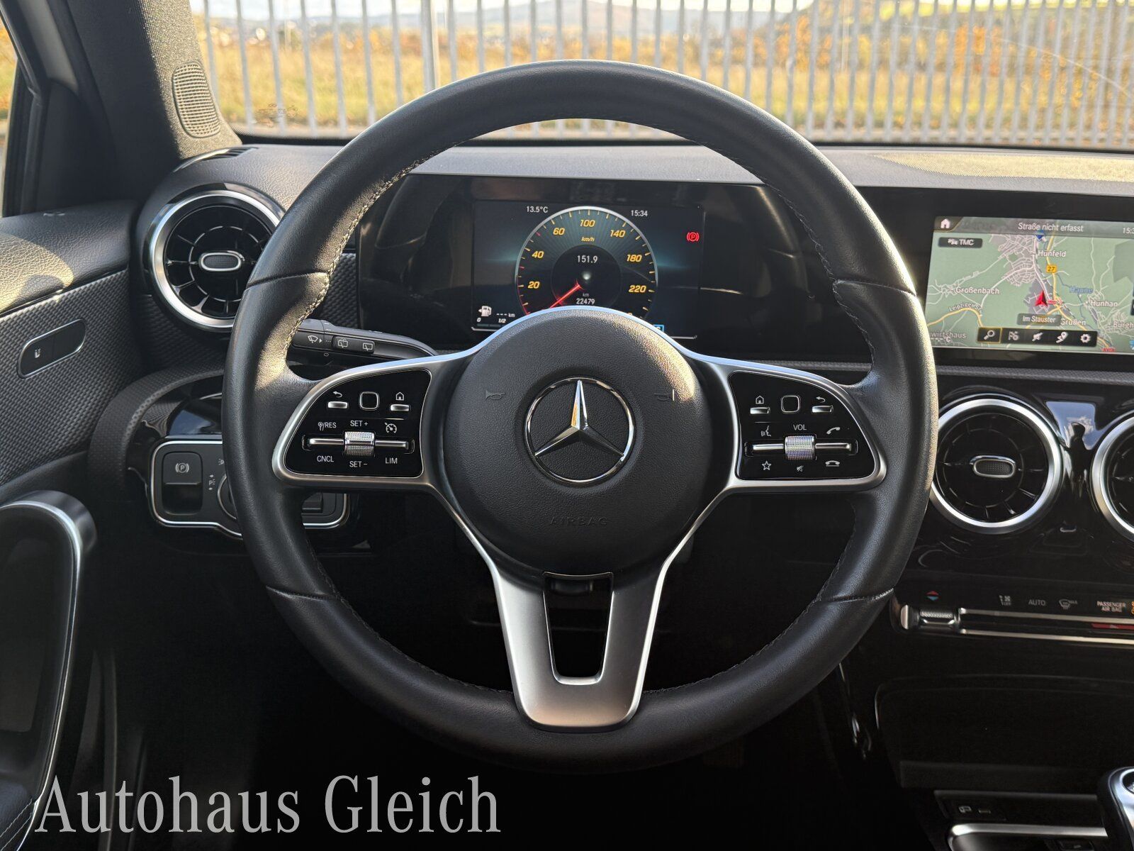 Fahrzeugabbildung Mercedes-Benz A 180 Progressive (EURO 6d-TEMP) Navi/Klima/LED