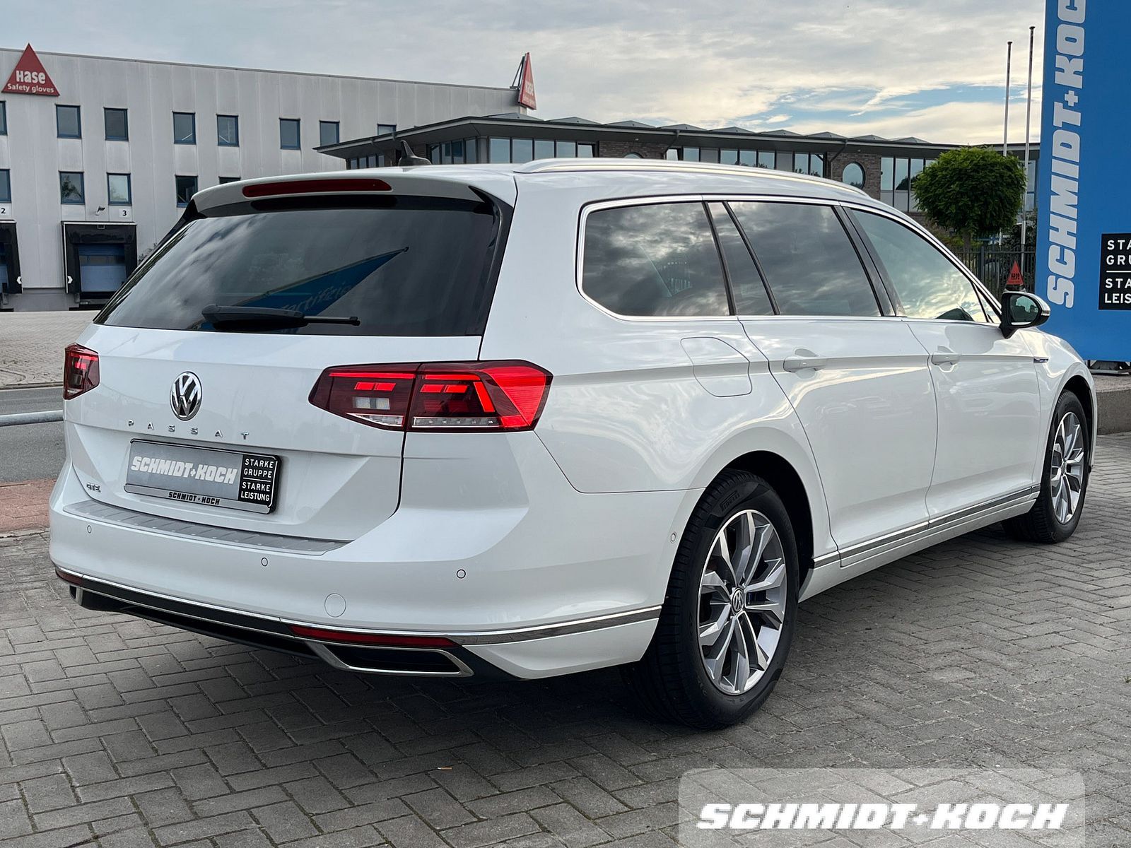 Volkswagen Passat Variant 1.4 TSI Hybrid GTE GTE, Navi, RFK imagem 3