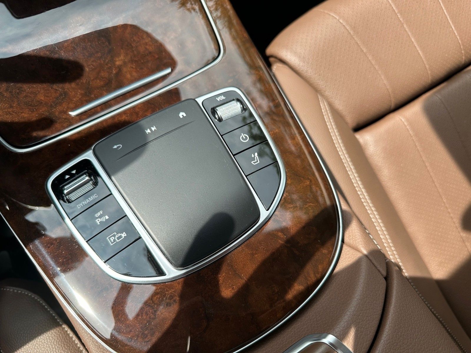 Mercedes-Benz E 300 e T 9G-TRONIC Exclusive – Bild 17