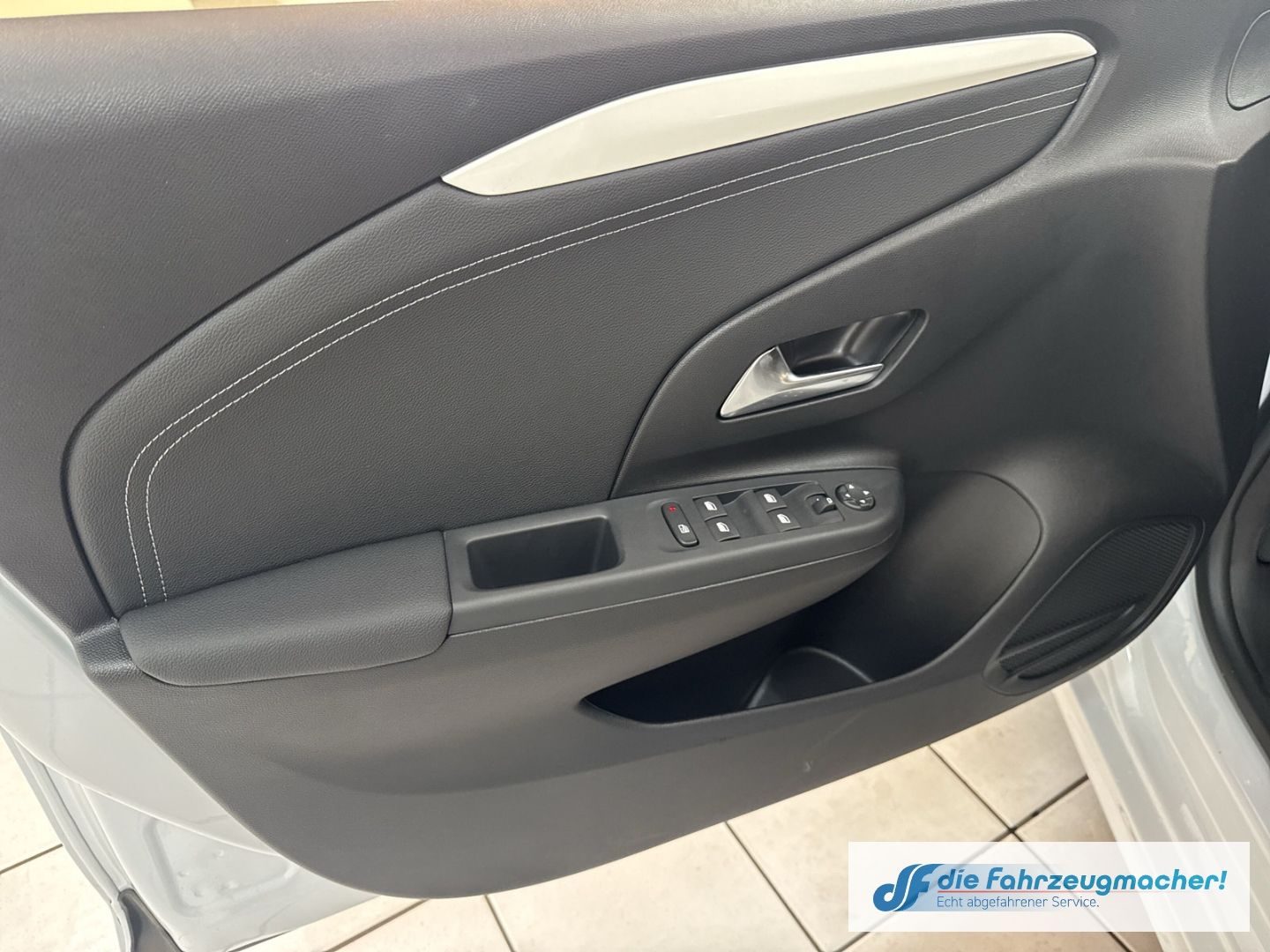 Fahrzeugabbildung Opel Corsa-e GS LED Apple CarPlay Android Auto Klimaa