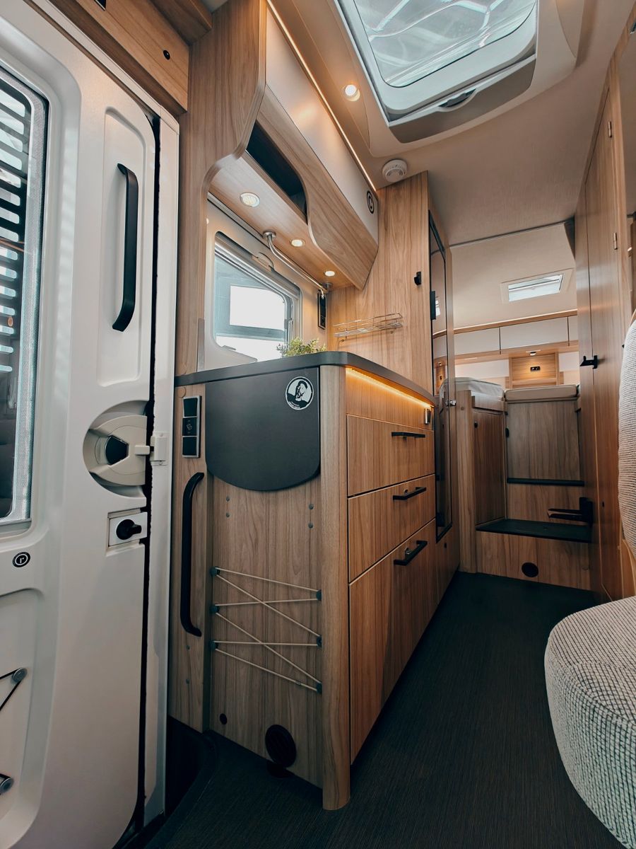 Fahrzeugabbildung HYMER / ERIBA / HYMERCAR ML - T 580 4x4 RSX - DRAUZZEN®