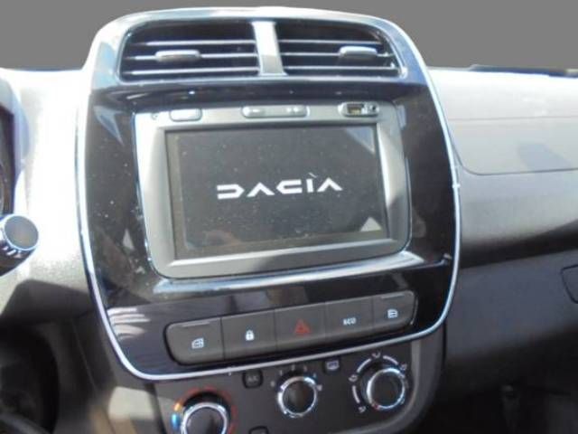 Fahrzeugabbildung Dacia Spring Essential CCS- Anschluss