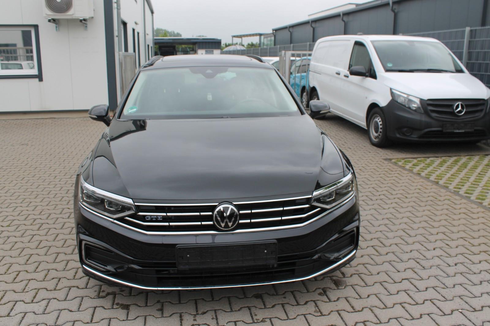 Volkswagen Passat Variant GTE*TÜV+INSP NEU*NAVI*PANORAMA*
