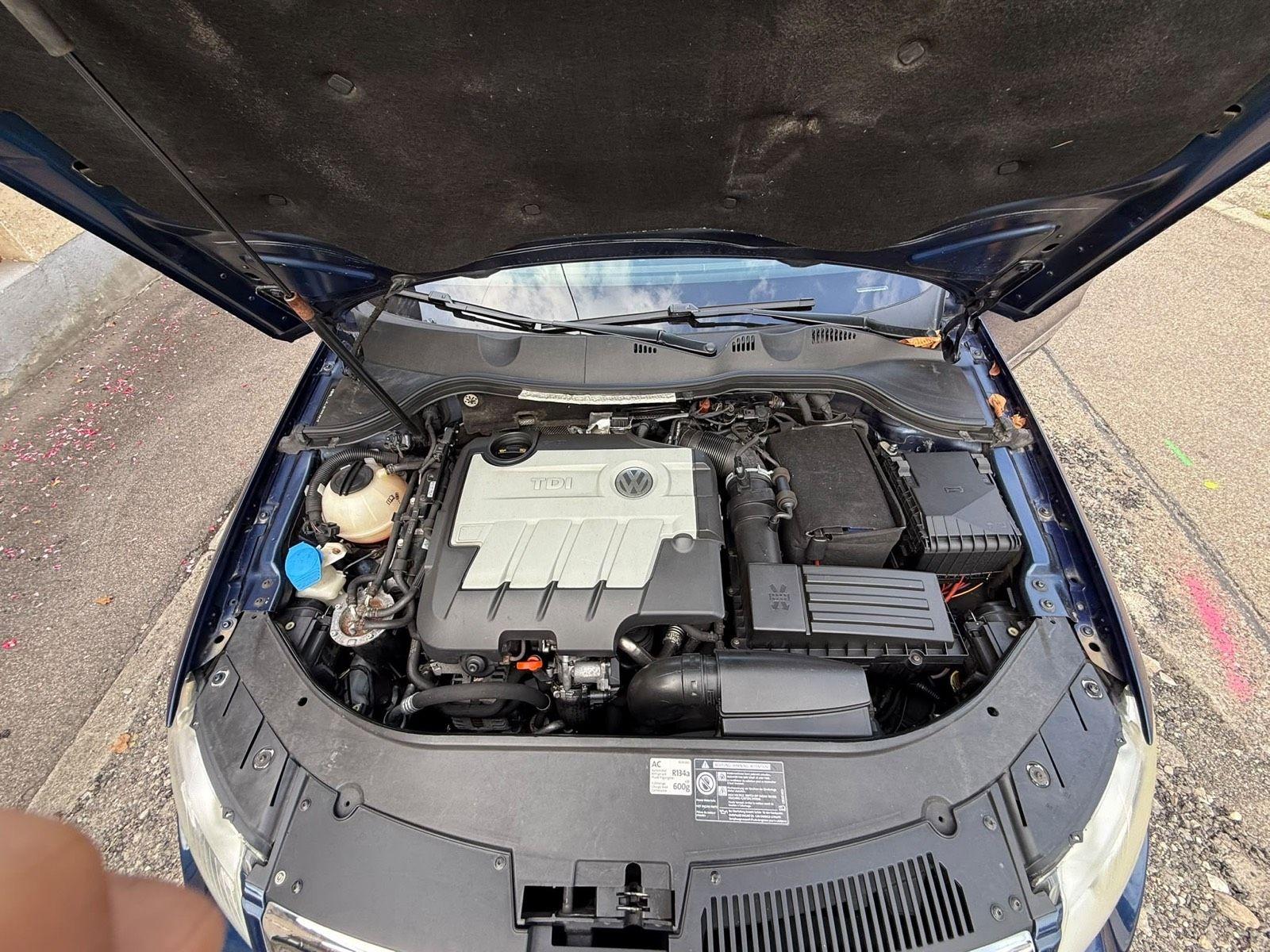 Volkswagen Passat 2010 — photo 11