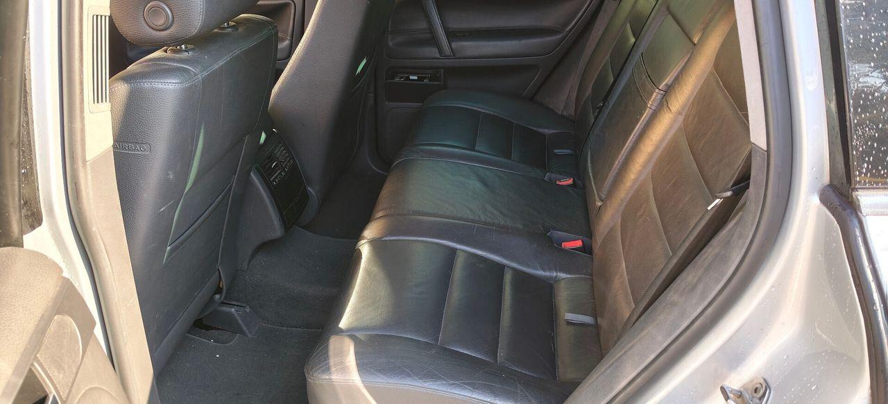 Volkswagen Touareg 2007 — photo 5