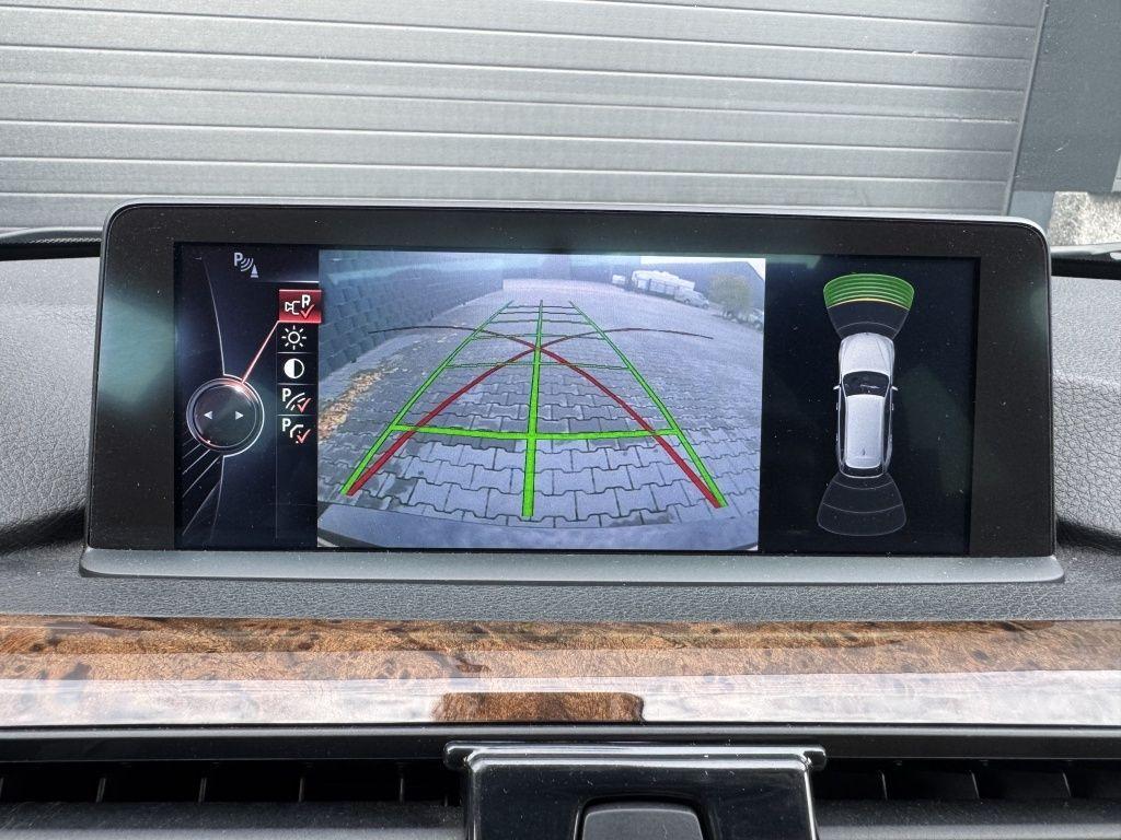 BMW 320 2014 — photo 22