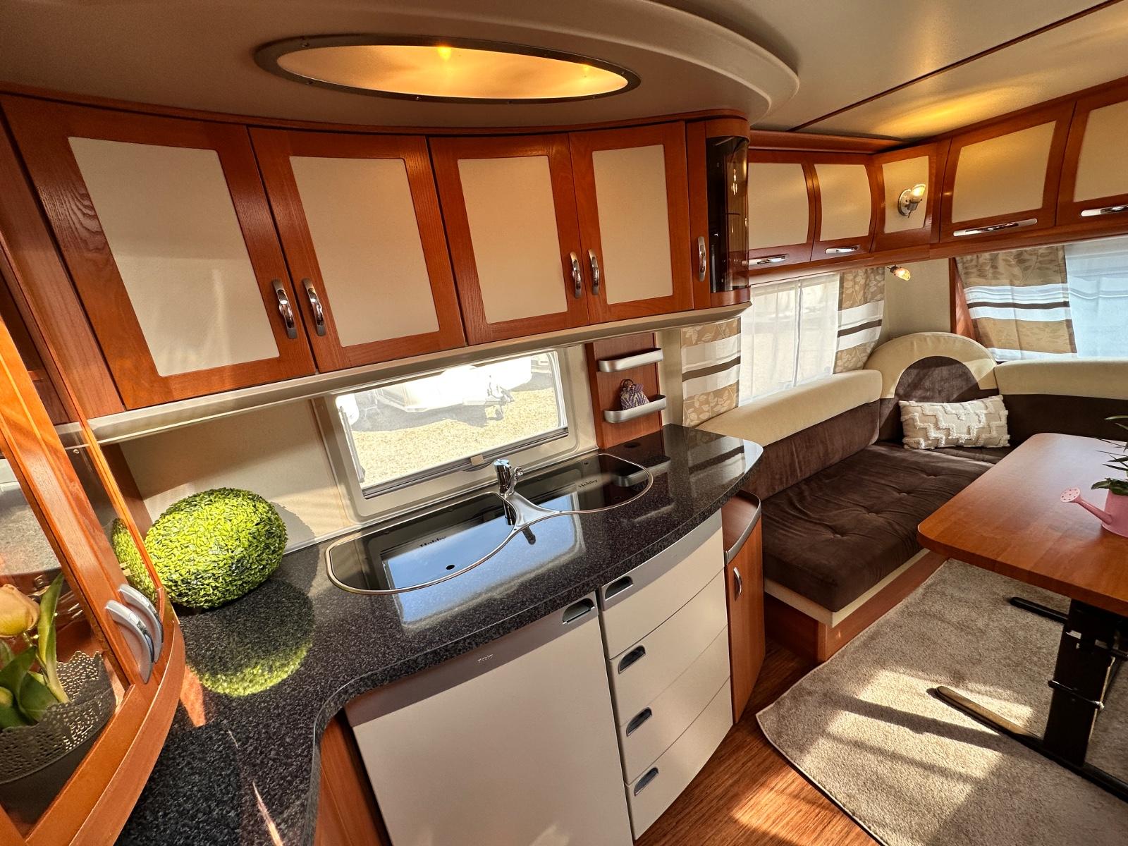 Hobby 650 WFU*Prestige*Klima*Heckbad*Tempo100*