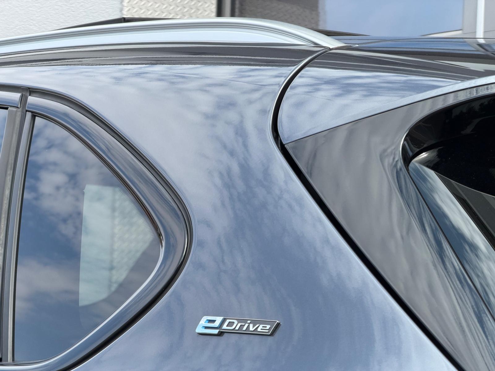 BMW 225 XE*LUXURY*PANO*LEDER*KAM*HARMAN*MEMORY*KEY*