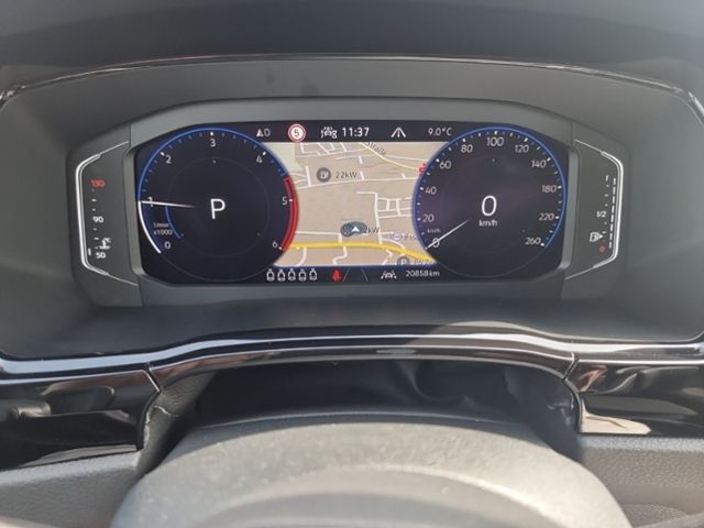 Fahrzeugabbildung Volkswagen Touran 2.0 TDI HIGHLINE 7-SITZER KAMERA AHK TRAI