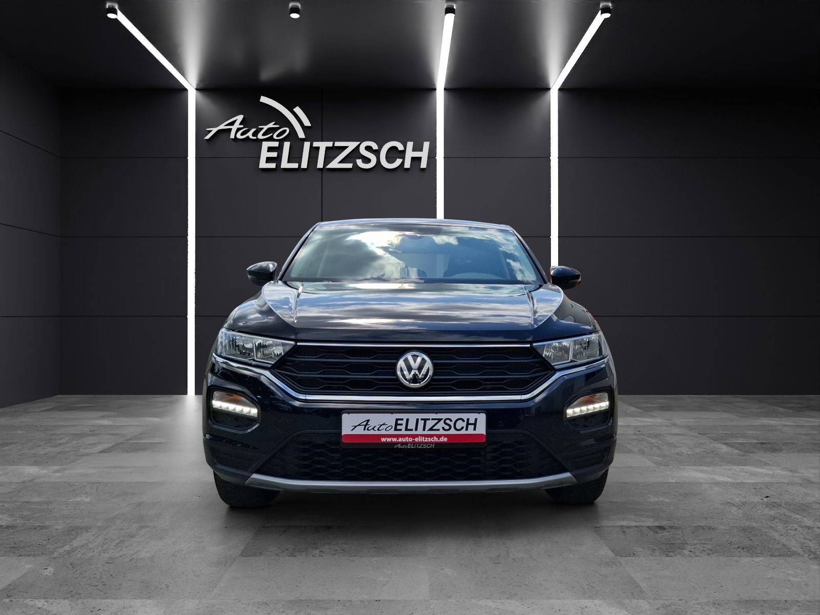 Fahrzeugabbildung Volkswagen T-Roc TSI United Navi ACC PDC SH LM