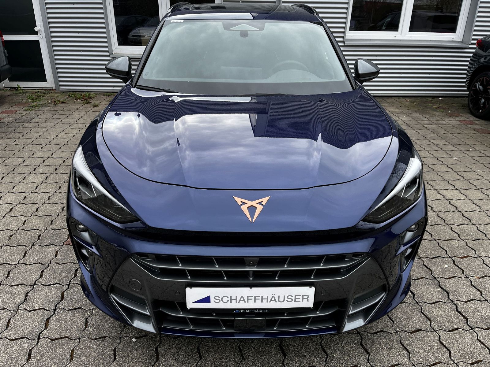 Fahrzeugabbildung CUPRA Terramar 2.0 TSI 4Drive VZ AHK PANO 20" SENN HUP