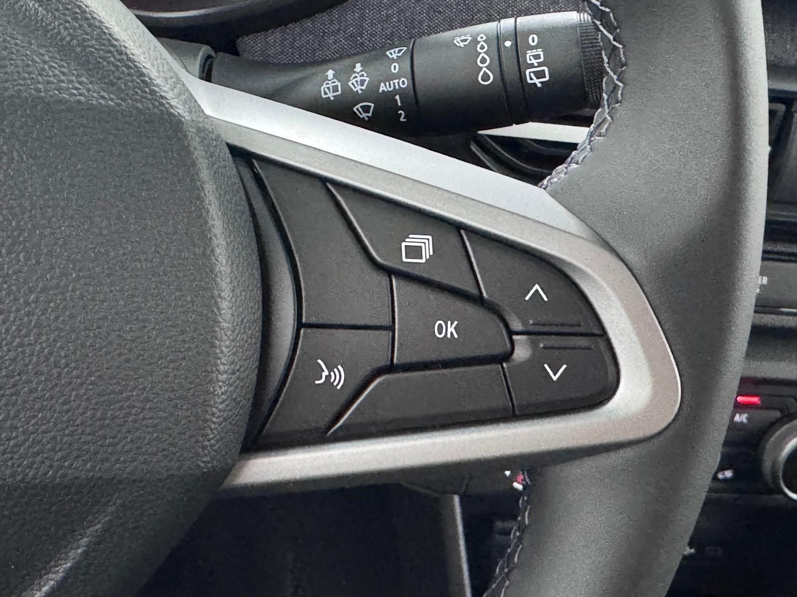 DACIA Sandero  Expression TCe 100 Winterpaket – Bild 28