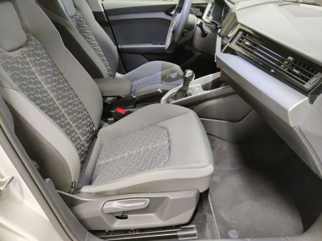 A1 allstreet 35 TFSI S tronic,Kamera,LED,Optik s