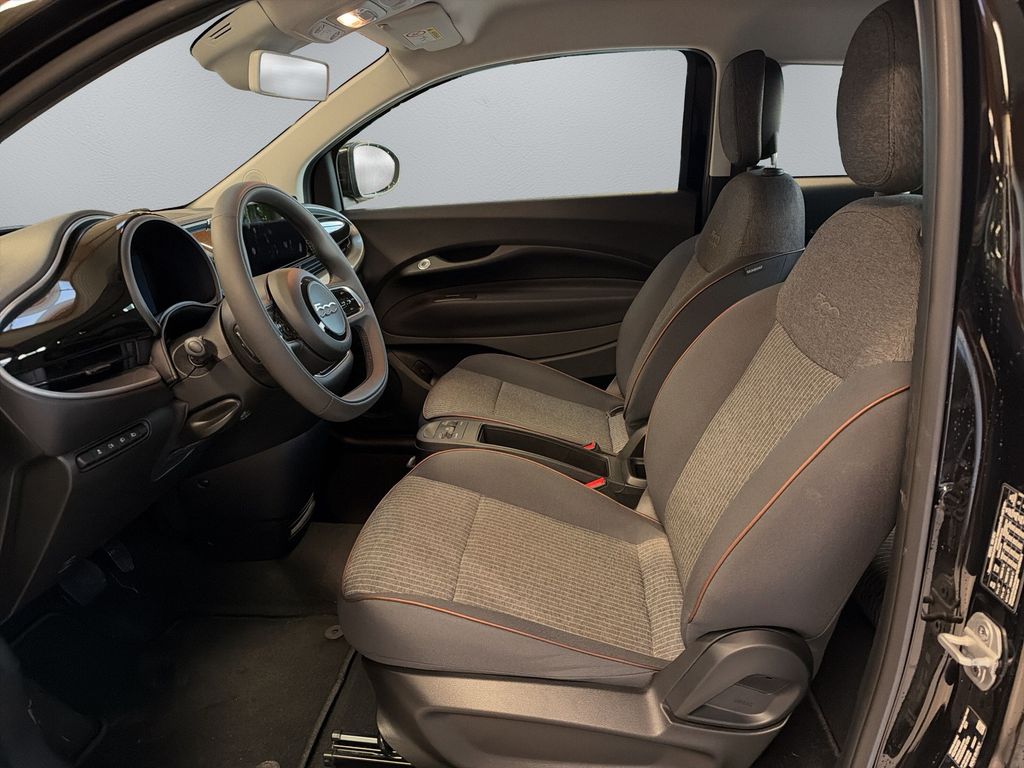 Fiat 500 Icon-100 % Elektro – Bild 10 von 15