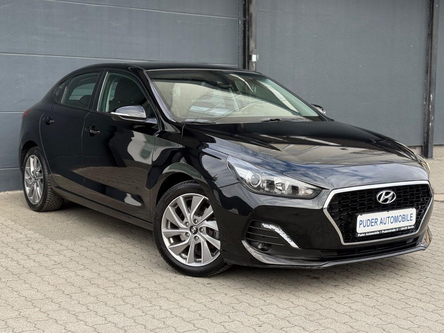 Hyundai i30 Fastback 1.4 TGDI Automatik Navi R-Kamera HU