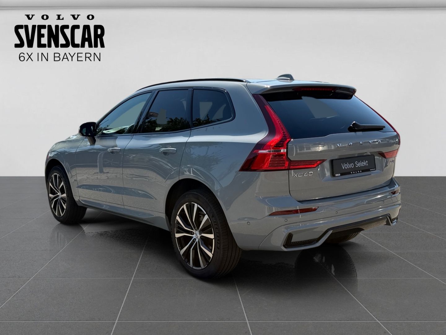 Volvo XC60 B4 Ultimate Dark AWD B&W StandHZG AHK Luft foto 3