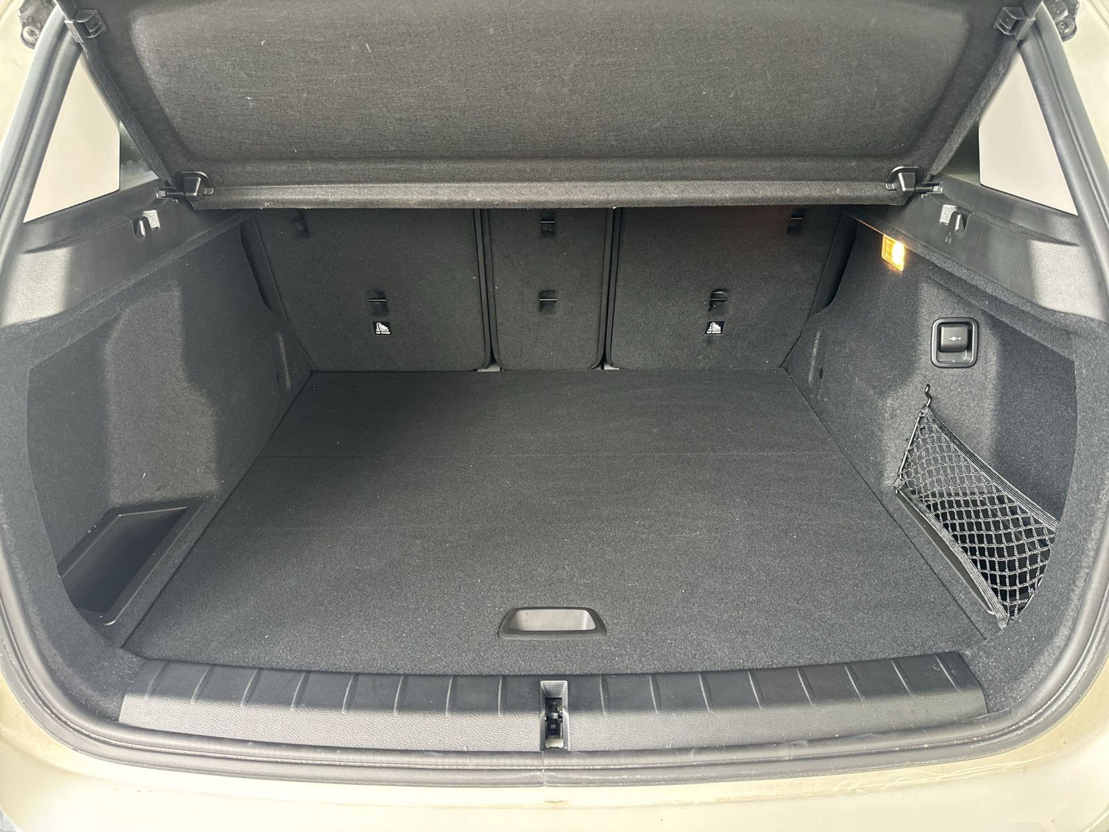 BMW X1 sDrive18i *Advantage*Navi*DAB*LED*Pano*Parkin foto 16