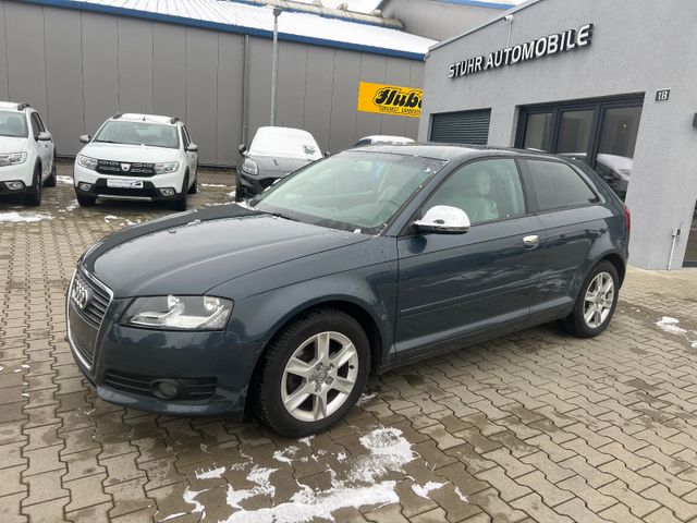 Audi A3 1.8 TFSI Attraction SHZ Klimaaut. Tempomat