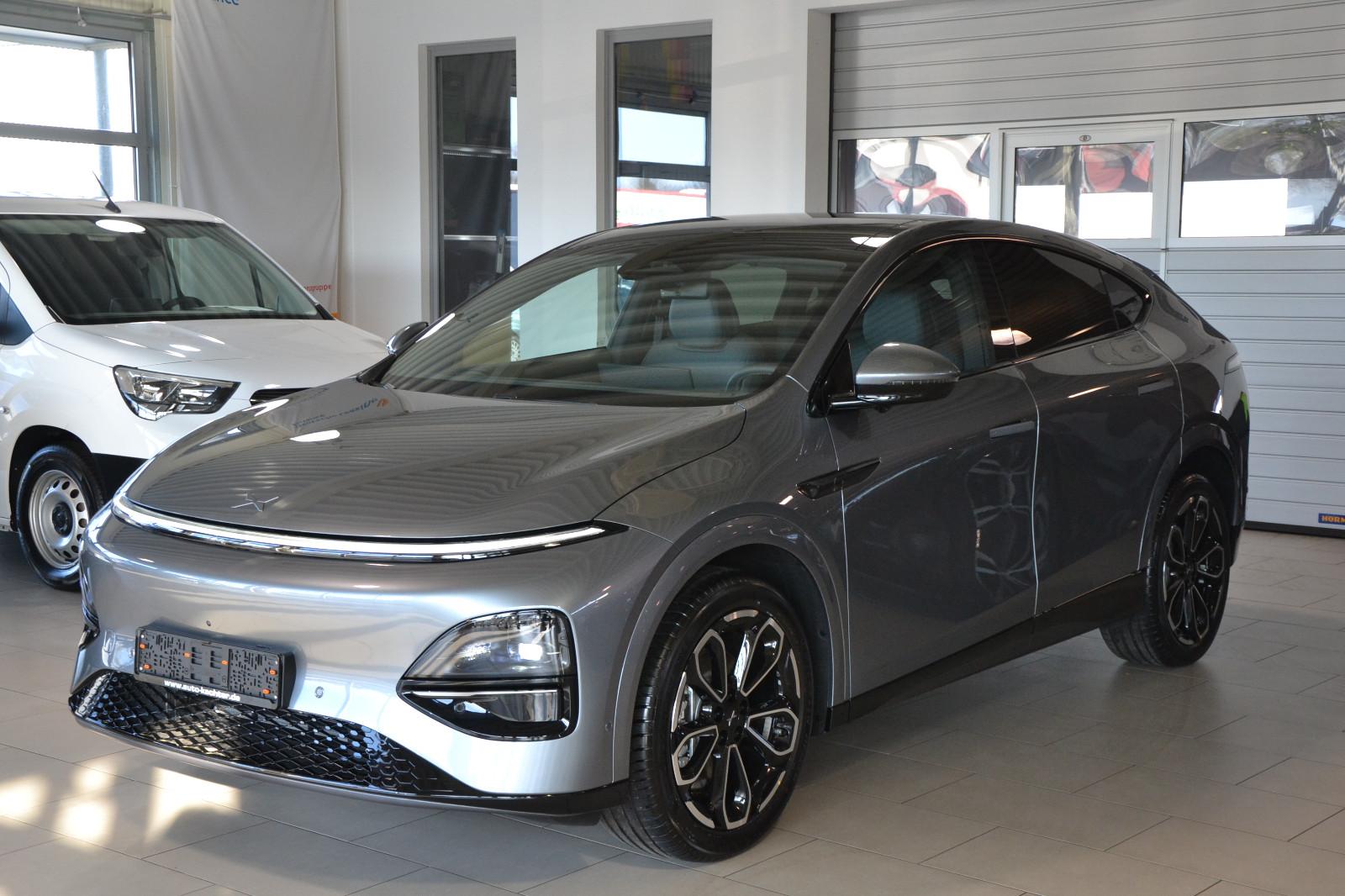 XPENG G6 358 kW MY25 AWD Performance AHK Graphite Gray