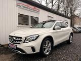 Mercedes-Benz GLA 220 4MATIC DCT"PANO/LED/KAMERA" - Mercedes-Benz GLA 220 D Gebrauchtwagen
