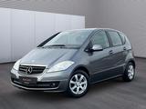 Mercedes-Benz A 160 *TÜV+SERVICE NEU*BLUETOOTH*SHZ*AHK*TMP*MFL - Mercedes-Benz A 160 in Düsseldorf
