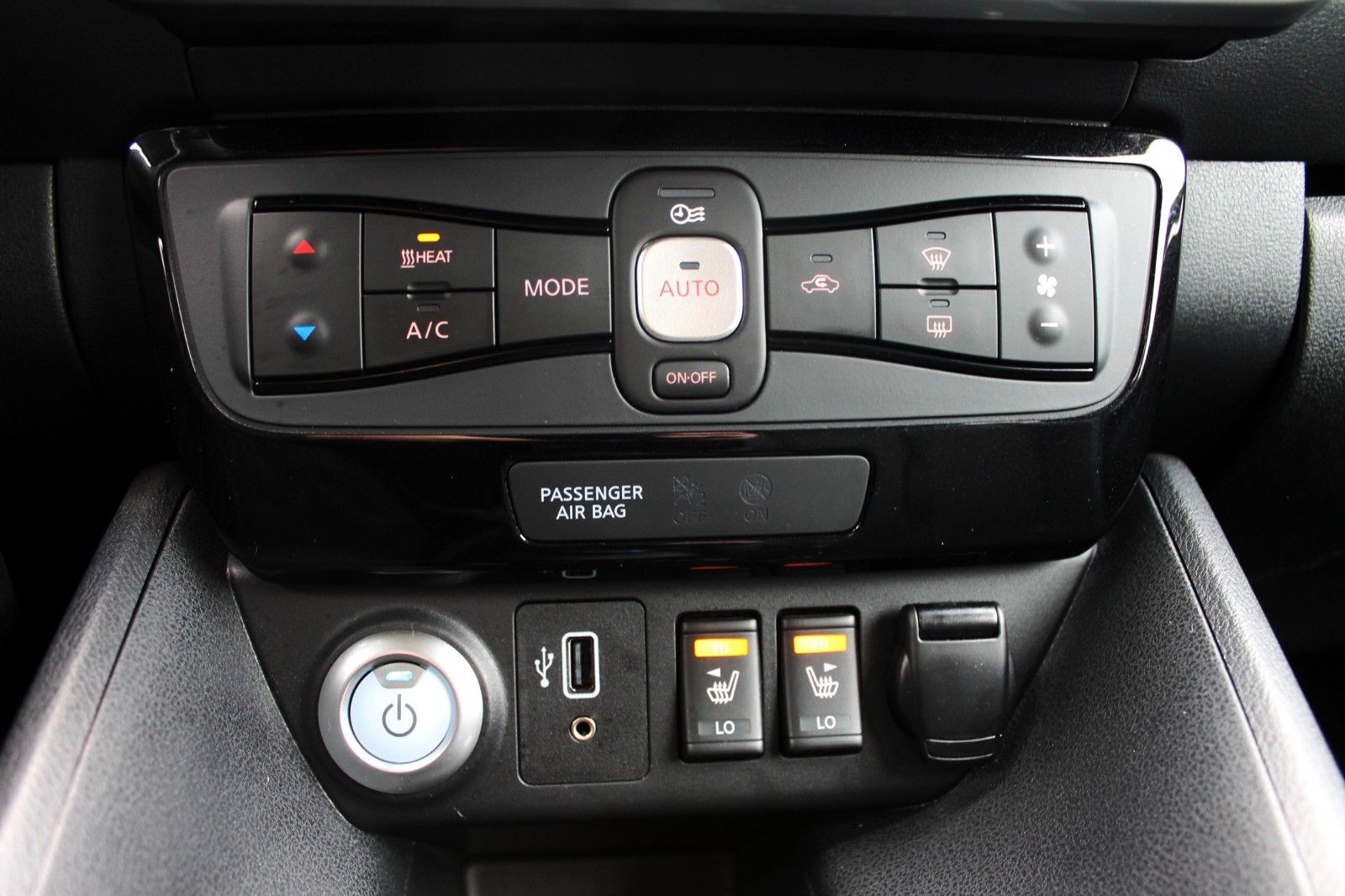 Fahrzeugabbildung Nissan Leaf e+ Tekna 62kWh ACC NAVI PDC LED BOSE 360°