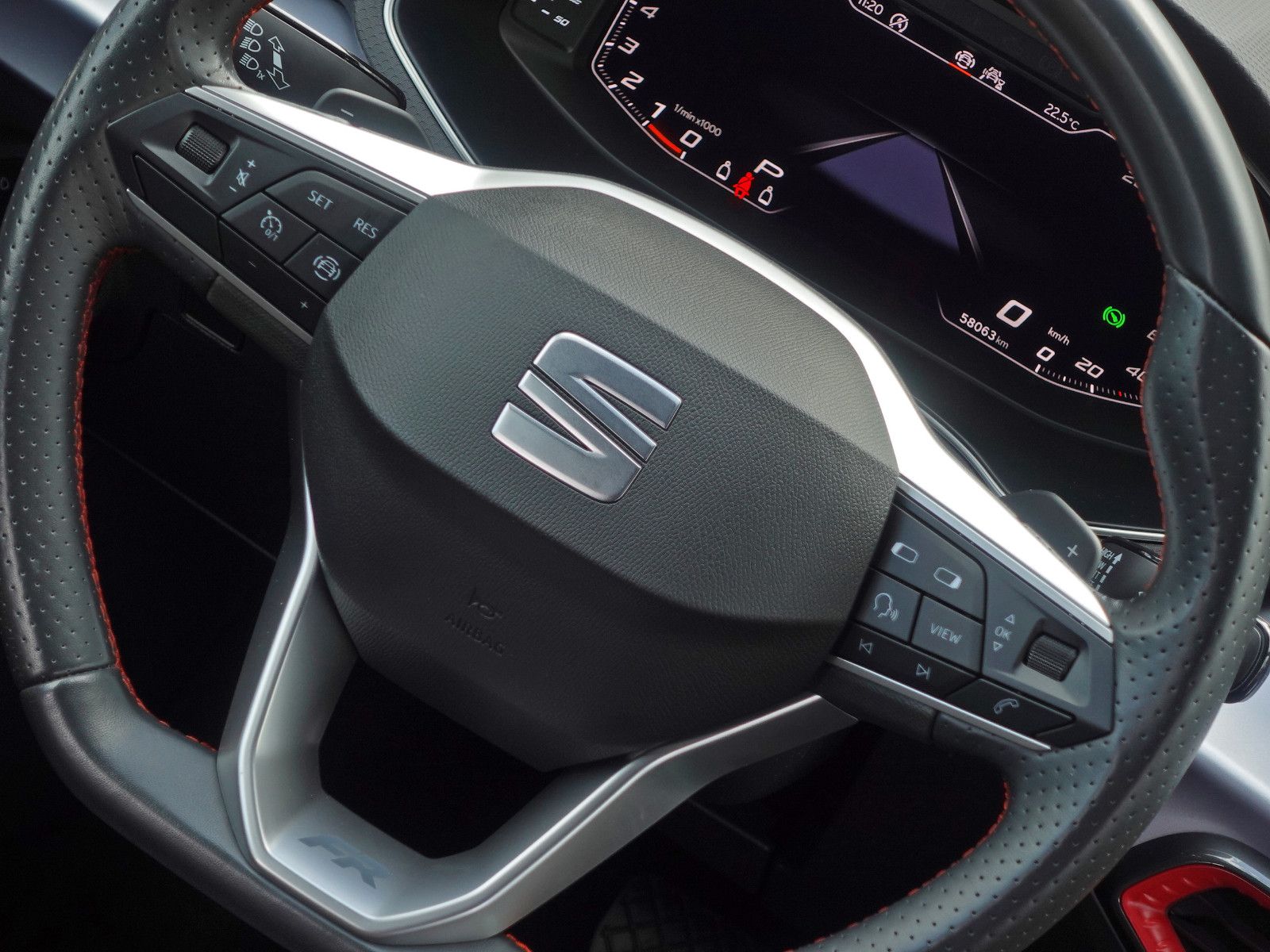 Fahrzeugabbildung SEAT Ibiza 1.5 TSI DSG FR BEATS I.Hd virtual FullLink